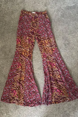 Flare Pants Fall with packets Red Size XS thumbnail 1