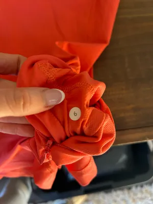 The shirt is a Lululemon Race With Grace 1/2 Zip Pullover Sz 6 nwot thumbnail 4