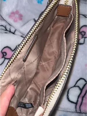 Michael Kors Purse thumbnail 4