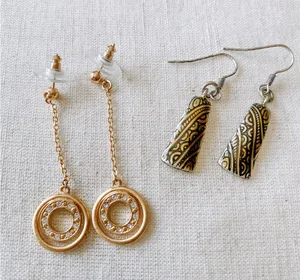Gold earrings bundle thumbnail 1