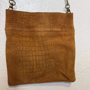 Free People Nicolette 100% Leather Crossbody Tan Croc Embossed Chain Strap thumbnail 2