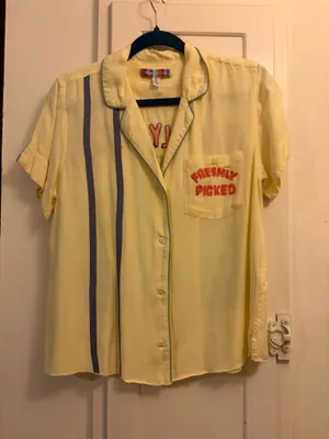 Urban Outfitters Top thumbnail 1