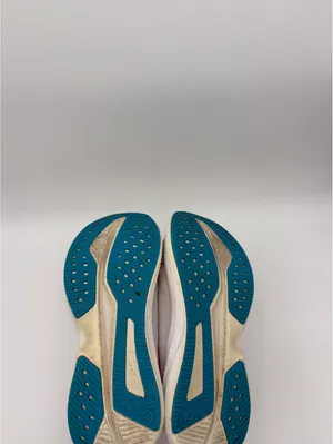 Hoka One Woman’s 9B Mach 6 Running Shoes Good thumbnail 6