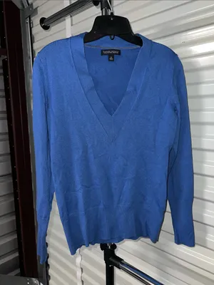 Banana Republic Silk Cashmere Small Royal Blue V-Neck Sweater‎ thumbnail 1