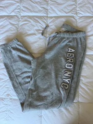 Aeropostale bottoms thumbnail 2