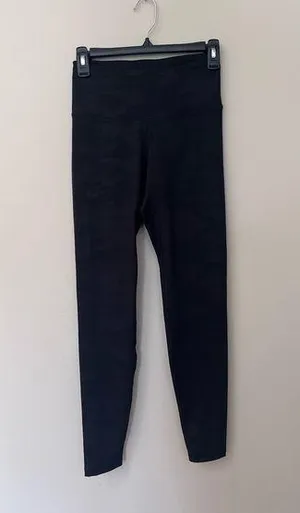 Old Navy Black Camo High Rise Ankle Leggings thumbnail 1