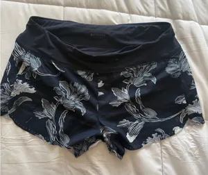 Athleta Women’s Shorts Blue size L thumbnail 1