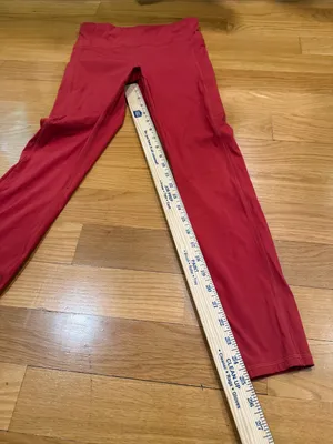 Vuori women’s stride pocket legging size small. thumbnail 8