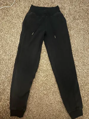 Lululemon black joggers thumbnail 1