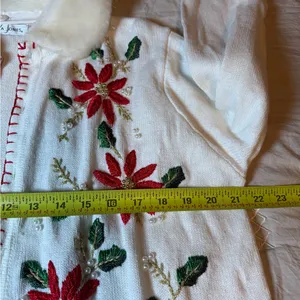 VINTAGE Victoria Jones White Embroidery Christmas Cardigan size L thumbnail 8