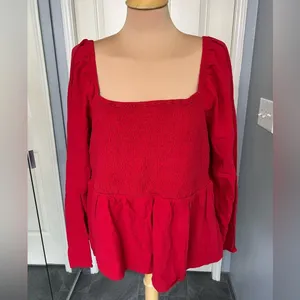 Old‎ Navy Women's Smocked Crepe Top Size 2X Red Babydoll Cropped Milkmaid thumbnail 2