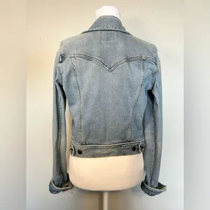 Abercrombie and Fitch Y2K Women's Classic Jean Jacket thumbnail 2