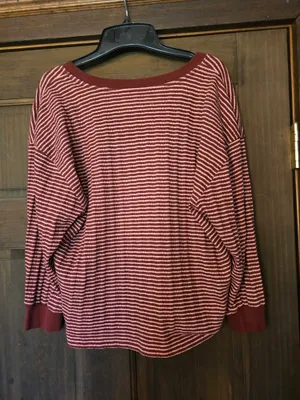 O Anthropologie Striped V-Neck Pullover in Burgundy and Cream Medium thumbnail 5