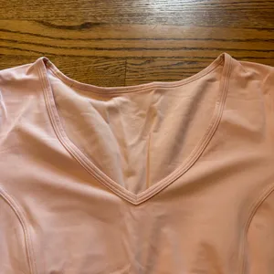 Lululemon Nulu Cropped Slim Yoga Short Sleeve Pink Mist thumbnail 3