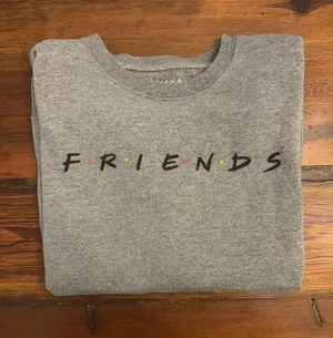 Friends sweatshirt Gray Size L thumbnail 1