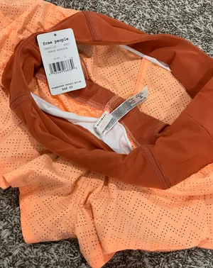 Free People Movement Rain Runner Short in size Large thumbnail 4
