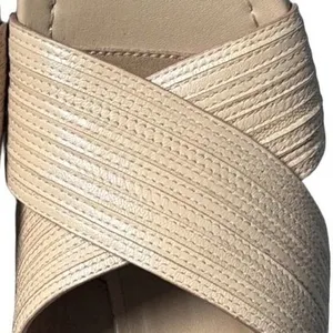 Seychelles Romantic Beige Leather Crisscross Textured Square Toe‎ Kitten Heel 7 thumbnail 8