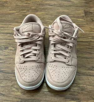 Nike Dunk Low thumbnail 1