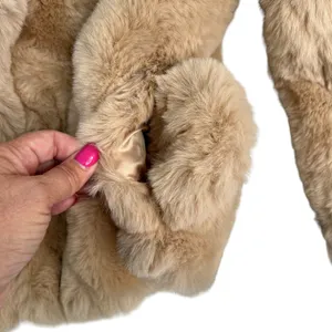 MinkPink Faux Fur Anya‎ Jacket Coat L Tan Fuzzy Plush Cozy Mobwife Party Retro thumbnail 6