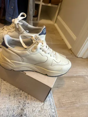 Golden Goose Sneakers thumbnail 3