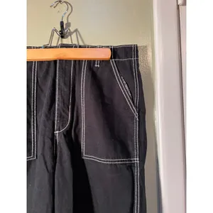 Divided H&M Women's Size 8 Contrast Stitch Baggy Fit Carpenter Jeans Black White thumbnail 5