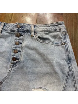 Free People We The Free Distressed Denim Mini Skirt Button Fly Light Wash Sz 30 thumbnail 3
