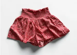 Aerie Red Floral Smocked Waist Flowy Shorts Womens XS Boho Ditsy‎ Print thumbnail 1