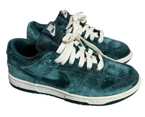 Nike Dunk Low Green Velvet Sneakers Shoes Womens Size US 6 Atomic Teal thumbnail 1