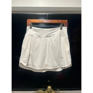 Outdoor Voices White Exercise Skort Size M Athletic Tennis Running Golf Skirt thumbnail 3