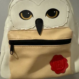 Officially Licensed Harry‎ Potter Hogwarts Hedwig White Owl Mini Backpack W thumbnail 2
