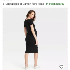 Maternity knee length short sleeve tshirt dress size Xs New with tags in… thumbnail 2