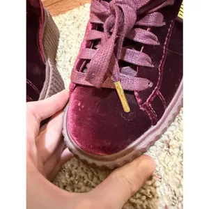 Puma x Fenty Size 6 Rihanna Burgundy Red Velvet Creeper Platform Sneakers thumbnail 3