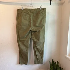 Madewell Griff Tapered Fatigue Green Cropped Cargo Pants Size 34 thumbnail 4