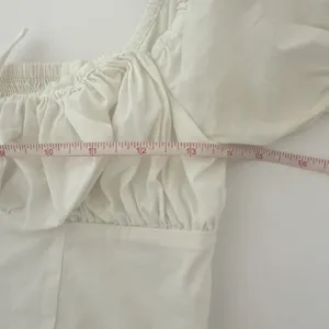 Aritzia Women's White Milkmaid Crop Top XS Puff Sleeve Tie Front Cottagecore Blouse Boho thumbnail 7