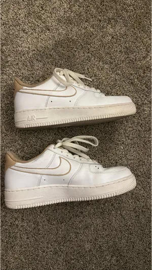 Nike Air Force 1 thumbnail 2