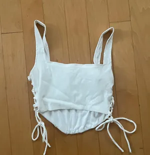 Princess Polly rosello corset crop top thumbnail 3