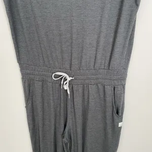 Vuori Size M Gray All Day Jumpsuit Waist Tie One Piece 25" Inseam thumbnail 2