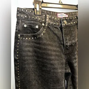NWOT Edikted Quincy Studded Low Rise Baggy Jeans- Washed Black thumbnail 10