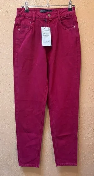 Zara Trafaluc Mom Fit Jeans Magenta Pink High Waisted Tapered Denim Size 00 NEW thumbnail 1