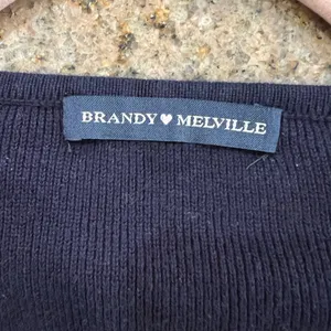 Brandy Melville Cropped Navy Button-Up Cardigan – One Size – EUC thumbnail 4