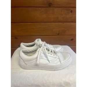 Vans Unisex Off The Wall 751505 White Leather Lace Up Sneaker Shoes Size 7 Woman thumbnail 2