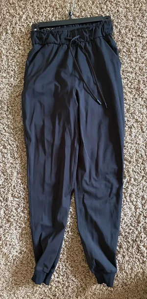 Lululemon Joggers thumbnail 1
