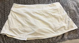 Lululemon Skirt thumbnail 1