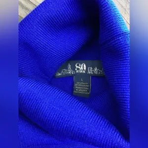 Nice short sleeve top 💙💙💙 Blue Size L thumbnail 6
