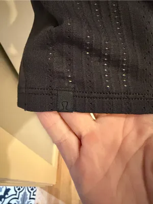 Lululemon black crop tank! Size 4 - excellent condition! thumbnail 3