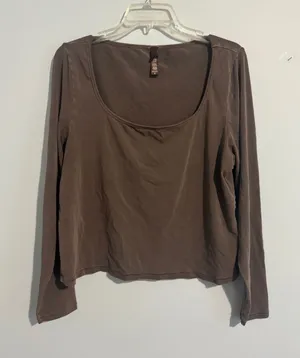 SKIMS Scoop Neck Long Sleeve Top in Chocolate Brown- 3X thumbnail 1