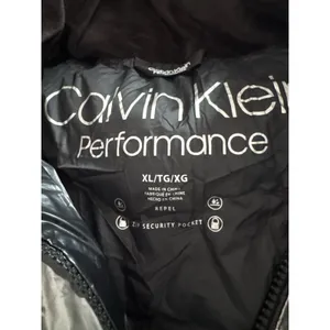 Calvin Klein Performance Puffer Vest Black Silver Chevron Quilted Women's XL thumbnail 4