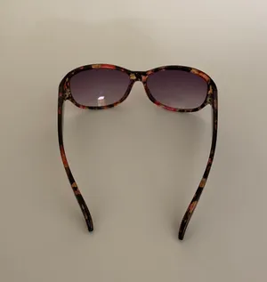 Women’s Sunglasses thumbnail 3