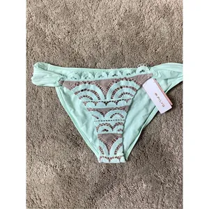 New. Pilyq azura lace fanned full bikini bottom. Small thumbnail 4