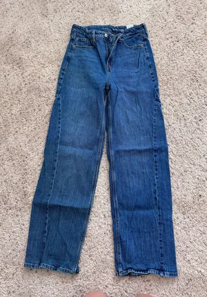 Old Navy Wide-Leg Jeans High-Rise thumbnail 1